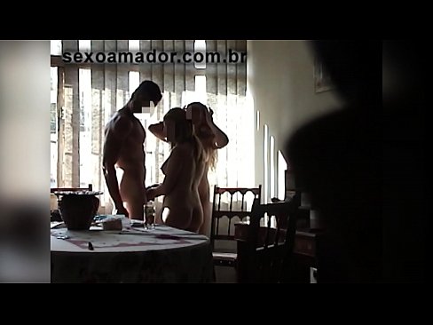 ❤️ Секс друзья приглашают гигантского мужика и втроем с ним Русское порно на нашем сайте liporno.ru ️❤