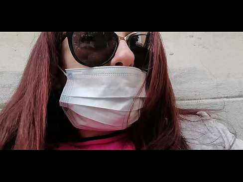 ❤️ Николетта мстит своему соседу и писает в его гараже (Специальный Covid19 Итальянский карантин) Русское порно на нашем сайте liporno.ru ️❤